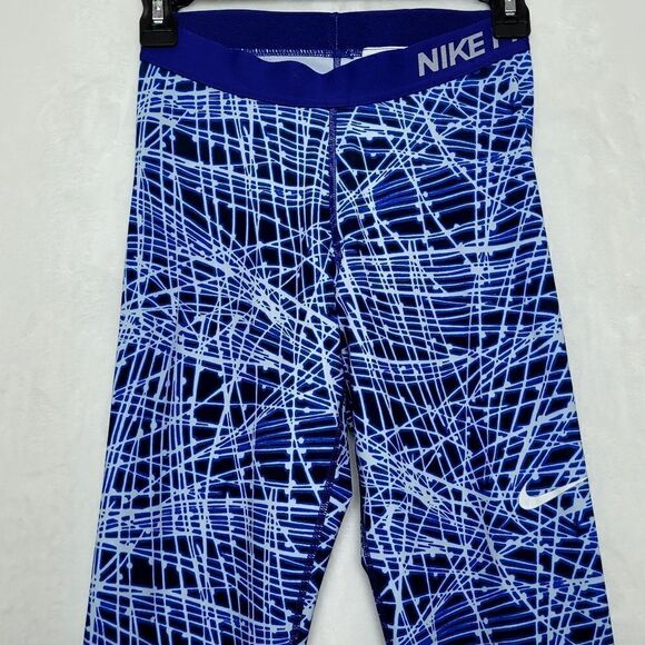 Nike Pro Cool Tracer Capri 3/4 Tights Leggings Size Small - Picture 2 of 9